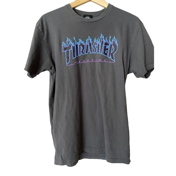 Thrasher Magazine T-Shirt Mens M Grey‎ Flame Fire Purple Blue Spellout Logo - Picture 1 of 5